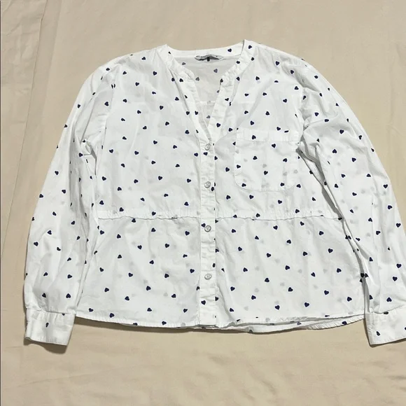 Esprit White Blouse with Navy Heart Accents - Picture 7 of 9